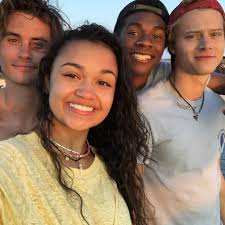 On july 24, 2020 netflix renewed the series for a second season. Who Are The Outer Banks Cast Dating Popsugar Celebrity