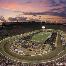 For over six decades, fans have fallen in love aside from the south and west, there's also lots of nascar tracks in the midwest and east coast. Virginia Tech Tennessee To Play Football Game At Bristol Nascar Track Sbnation Com