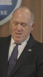 From West Carthage to the West Wing, 7 News spoke one-on-one with border  czar Tom Homan., 📰:  https://www.wwnytv.com/2025/09/09/border-czar-tom-homan-speaks-with-7-news-white-house/ 