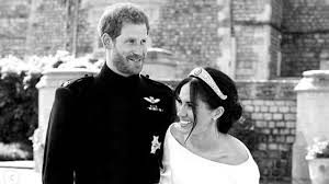 Viel mehr ist noch nicht bekannt, doch zum glück gibt es einiges über royale gepflogenheiten zu berichten. Vor Zwei Jahren Verlobt Harry Und Meghan Teilen Neues Hochzeitsfoto Tiroler Tageszeitung Online Nachrichten Von Jetzt