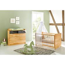 Hier sind meist bereits eine matratze, ein bezug, oft auch ein nestchen oder ein ein babybett mit rollen hat den vorteil, dass sie den standort des bettes auch alleine flexibel und. Kinderbett Breite Wickelkommode Sparset Natura Fsc Zertifizierte Buche Vollmassiv Geolt Pinolino Mytoys