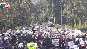 Dibuat untuk memudahkan komunikasi antara pencari kerja,. 50 Wisatawan Puncak Bogor Reaktif Corona Hari Ini Suara Jakarta