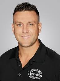 Noah Geer's Instagram, Twitter & Facebook