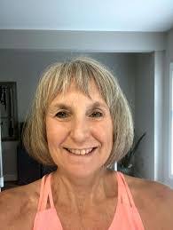 Lynette Pearson's Instagram, Twitter & Facebook