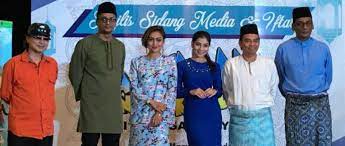 Anak mamak menantu mami 2010 full movie. Selepas 10 Tahun Razak Mohaideen Kembali Dengan Anak Mami Nasi Kandar Gempak