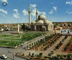 سوريا حمص مسجد خالد بن الوليد بدئ البناء في المسجد الحالي الظاهر في الصورة في عام 1903 ميلادي بعد أن تحصل والي الشام ناظم باشا mosque taj mahal building