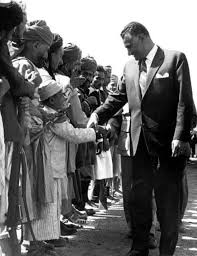 كشف عبد الحكيم عبد الناصر، نجل الزعيم الراحل جمال عبد الناصر الكثير من الأسرار عن حياة والده، في ذكرى ميلاده الـ103. Ø§Ù„Ù‚Ø¨Ø§Ø¦Ù„ Ø§Ù„ÙŠÙ…Ù†ÙŠØ© ÙÙŠ Ø§Ø³ØªÙ‚Ø¨Ø§Ù„ Ø§Ù„Ø²Ø¹ÙŠÙ… Ø¹Ø¨Ø¯ Ø§Ù„Ù†Ø§ØµØ± Ø¹Ù†Ø¯ Ø²ÙŠØ§Ø±ØªÙ‡ Ø§Ù„ÙŠ Ø§Ù„ÙŠÙ…Ù† President Of Egypt Old Egypt Gamal Abdel Nasser