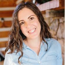 Danielle Suttles's Instagram, Twitter & Facebook