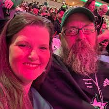 Hi need some friends to play with Darklady45 and when is the next update  for the Halloween stuff?