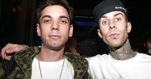 Travis Barker honors late friend DJ AM