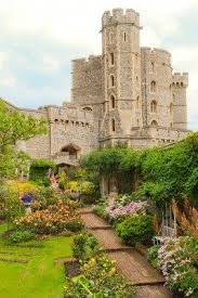 The Garden And Part Of Castle Of Windsor Castle Windsor Castle Beautiful Castles