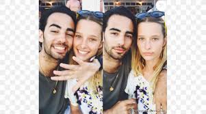 Raphaël lancrey javal est né le 3 juillet 1969. Kamran Ahmed David Hallyday Estelle Lefebure Famille Smet Na Samajhna Png 950x529px David Hallyday Artist Boyfriend