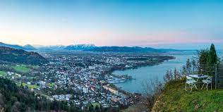 The city was founded by the romans in 15 bc, when it was known as brigantium. Datei Bregenz Am Morgen Vom Seibel Bohringer Jpg Wikipedia