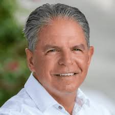 Incoming Saddleback Pastor Accused of Retaliating When Baptist Group  Wouldn't 'Broker' Deals