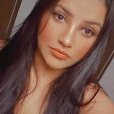 Letícia Corrêa🌸 (@lettiprince)