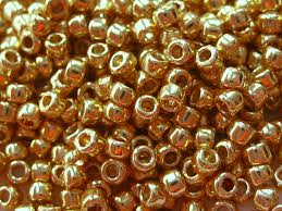It was a reaction against the heaviness and formality of the style louis xiv. 11 0 Rocailles Miyuki Galvanized Gold Metallic 10g