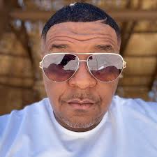 Kierra Hardaway's Instagram, Twitter & Facebook