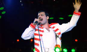L'ultimo concerto dei queen nella loro formazione originale fu un vero e proprio evento da ricordare. Il Mito Panorama