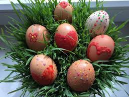 Krásná jsi a já tě miluji, modré z nebe ti slibuji, pro mě jsi tím modrým z nebe ty, chci věčně líbat tvoje rty. Mesto Frydlant