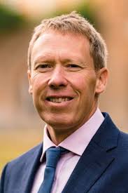 the professional journal for Management & Staff