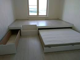 Mebel Ruchnoj Raboty Krova Podest Krova Mebel Raboty Ruchnoj Mit Bildern Kleine Wohnung Schlafzimmer Handgefertigte Mobel Haus Und Heim