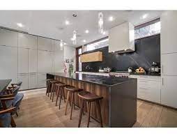 As of july 2021, the average apartment rent in boston, ma is $1,811 for a studio, $3,085 for one bedroom, $3,637 for two bedrooms, and $4,252 for three bedrooms. 5 Bedroom In Boston Ma 02108 Apartment For Rent In Boston Ma Apartments Com