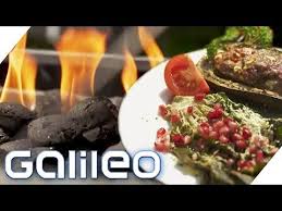Grillen Wie Ein Sternekoch So Gelingt Ein 4 Sterne Menu Vom Grill Galileo Prosieben Youtube In 2020 Sternekoch Grillen Spatzle Mit Sosse