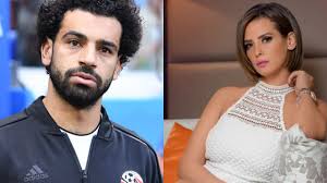 موقع إخباري تتابعون فيه أخبار دبي،الإمارات،أبوظبي، السعودية،دول الخليج،مصر،سوريا،تركيا،ومستجدات الأحداث العربية والعالمية ، في السياسة والرياضة والاقتصاد والعلوم والفن والتكنولوجيا والثقافة ، أخبار الشيخ محمد. Ø­Ù‚ÙŠÙ‚Ø© Ø´Ø¬Ø§Ø± Ø§Ù„Ù„Ø§Ø¹Ø¨ Ù…Ø­Ù…Ø¯ ØµÙ„Ø§Ø­ Ù…Ø¹ Ø²ÙˆØ¬ØªÙ‡ Ø¨Ø³Ø¨Ø¨ Ù…Ù…Ø«Ù„Ø© Ù…ØµØ±ÙŠØ© ÙˆØ·Ù† ÙŠØºØ±Ø¯ Ø®Ø§Ø±Ø¬ Ø§Ù„Ø³Ø±Ø¨