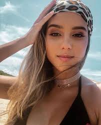 783 Likes, 17 Comments