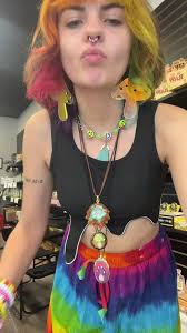 Hippie Sabotoge Concert Outfits