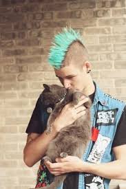 Možná že ani její fanoušci už ji nepoznávají. 500 Punk Style Ideas Party Obleceni Poulicni Fotografie Rockerky