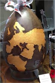 Pour Faire Aimer La Geographie Aux Enfants Jeu De Societe National Geographic Lucky Sophie Blog Famille Voyage Oeufs En Chocolat Chocolat Jeux De Societe