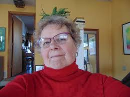 Alex Schlueter's Instagram, Twitter & Facebook