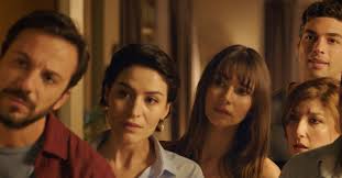 Cebimdeki yabancı filmi toplamda 1 saat 36 dakika sürmektedir. 2 Subat Ta Vizyona Girecek Cebimdeki Yabanci Nin Fragmani Yayinlandi