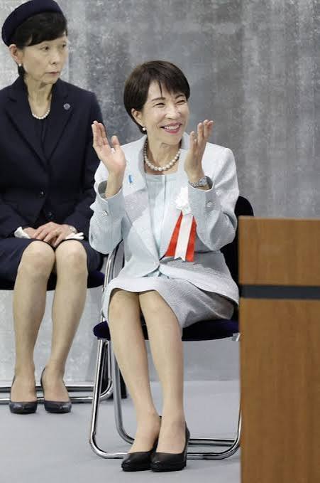 天皇、皇后両陛下が出席 昭和100年記念式典 [写真特集1/14] | 毎日新聞