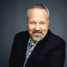 Hey there friends. Help us wish our tenor a big Happy Birthday today!! Hope  you have a great day buddy.