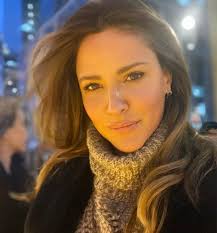 Got to visit one of my best friends while in NYC . Cherish the  relationships that you have , old friends can't be replaced . Those  memories of all of our good