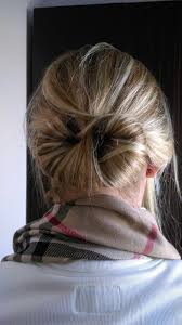 Blond Messy Hair Ball Yeni Gizli Katlanir Toka Ile Hafif Daginik Sac Topuzu Sac Topuzlari Sac Topuzlar