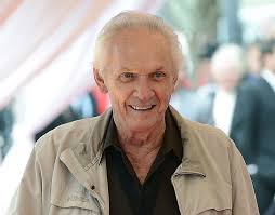 Finally, he holds the gun to his own head, squeezes the trigger, and fires out confetti. Singer Mel Tillis Recovering From Heart Surgery