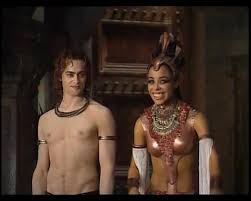 Who will be the first to reach him? Making Of Queen Of The Damned Aaliyah Image 29372686 Fanpop Page 7