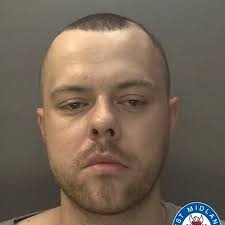 First picture of bungling robber who wrote illegible cash demand note