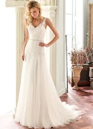 Über die auszeichnung für bestes design auf der trendshow 2005 und die prämierung brautkleider von modeca sind lediglich in ausgewählten brautfachgeschäften erhältlich. Modeca Hochzeitskleider 2017 Bei Adornia Brautmode In Siegburg