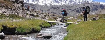 Situated in san jose de maipo in the metropolitan region, 44 km from santiago, cabañas alegria features an outdoor pool and hot spring bath. San Jose Volcano