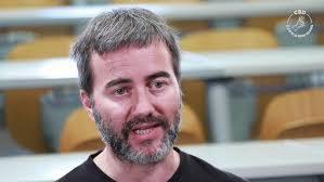 Daniel Abad's Instagram, Twitter & Facebook