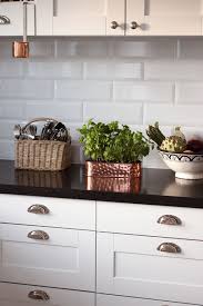 Classy Subway Tile Backsplash For Kitchen Or Bathroom 30 Kitchen Remodel Kitchen Inspirations Kitchen Design