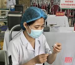 Tác dụng chính của loại dược phẩm này là làm giảm mức độ nghiêm trọng ở những người mắc bệnh, do đó làm cho virus ít lây truyền hơn. Bá»‡nh Viá»‡n Ä'a Khoa Tá»‰nh Thanh Hoa Triá»ƒn Khai Tiem Váº¯c Xin Phong Covid 19