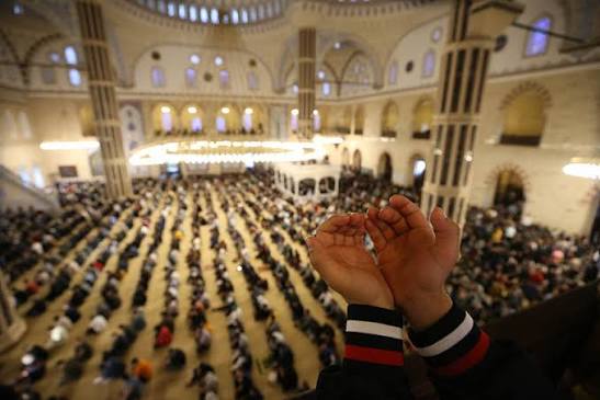 Ramazan Bayramı 2027 ne zaman, kaç gün tatil olacak? Ramazan Bayramı tatili 9 gün mü olacak?