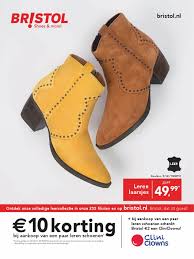 Once the star of a '90s sitcom, in which he was the adoptive father of three orphaned kids (two girls and a boy). Veronica Magazine 2019 41