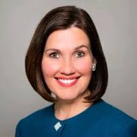 Julie Malloy's Instagram, Twitter & Facebook