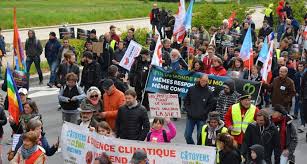 À la fin du mois d'août, les montgolfières envahissent le ciel messin pour le plus grand bonheur du public. G7 Environnement A Metz Nous Sommes La Nature Qui Se Defend Le Quotidien
